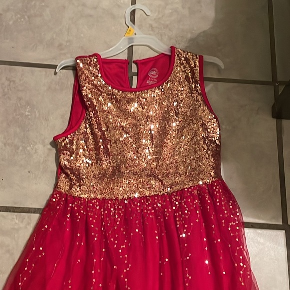 Dresses and shirts,shorts,jackets - Picture 3 of 4